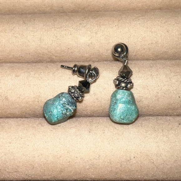 ⭐️Vintage Blue Turquoise Stone Silver Black Beaded Dangle Earrings - Picture 5 of 8